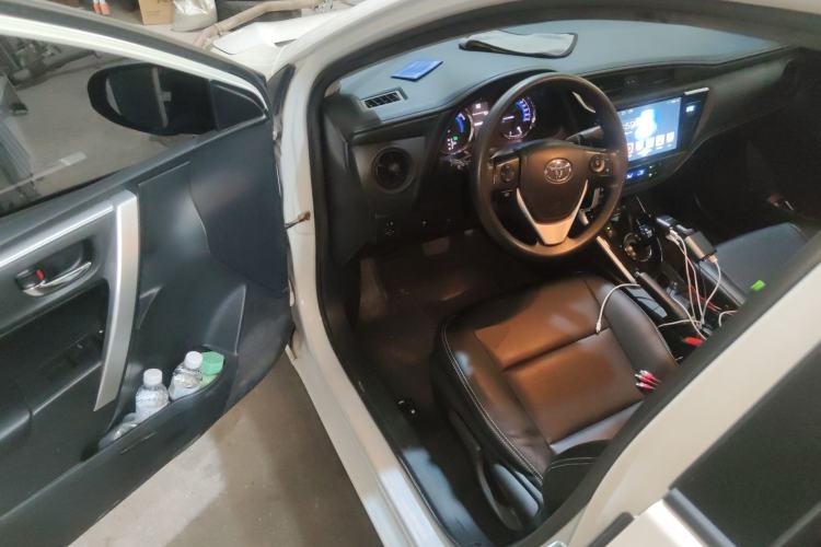 Used Toyota Levin 2017 Revised Dual-Engine 1.8H GS E-CVT Elite Sunroof Version China V Standard Driver Seat