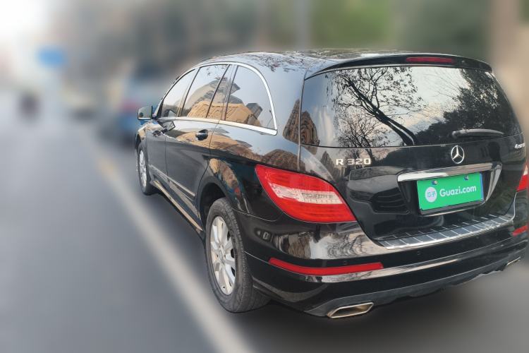 Used Mercedes-Benz R-Class 2017 R 320 4MATIC Business Edition Prestige Model