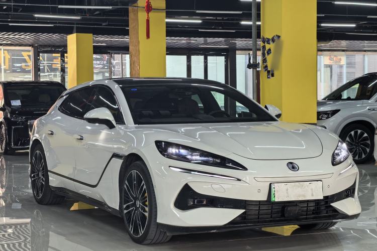 Used Denza Z9GT 2024 1100 Four-Wheel Drive Ultra Version Exterior 3