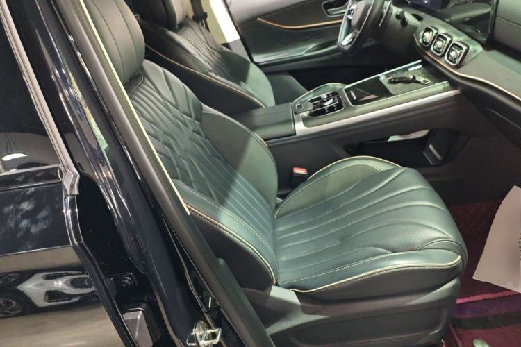 Used Chery Tiggo 9 2023 2.0T Dual-Clutch Two-Wheel Drive Leading Edition 5 Seats
