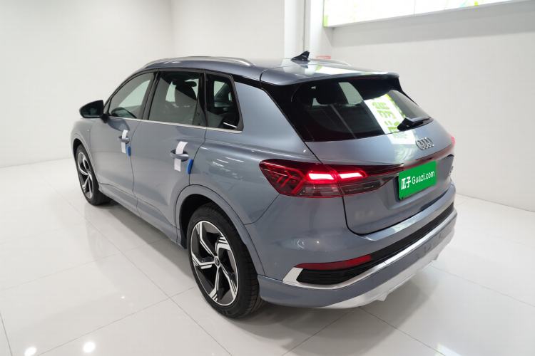 Used Audi Q4 e-tron 2022 50 e-tron quattro Visionary Edition Exterior 2