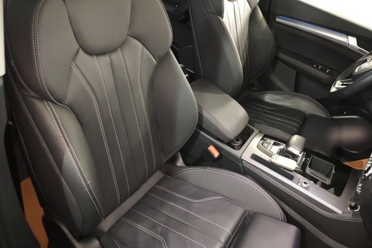 Used Audi Q5L 2022 40T Luxury Dynamic Model
