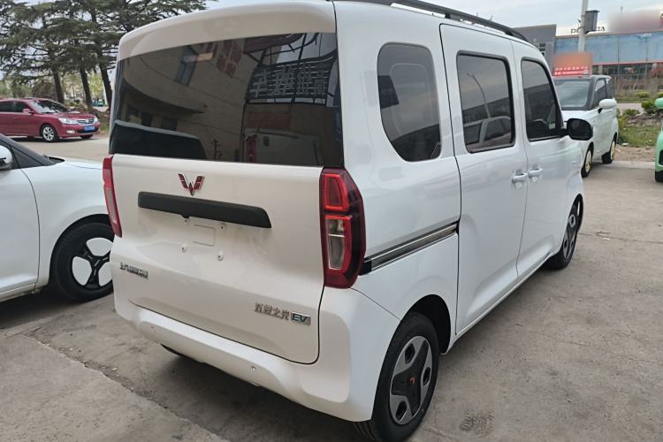 Used Wuling Zhiguang New Energy 2025 Model 305km Ambitious Edition Rear Right 45 Deg