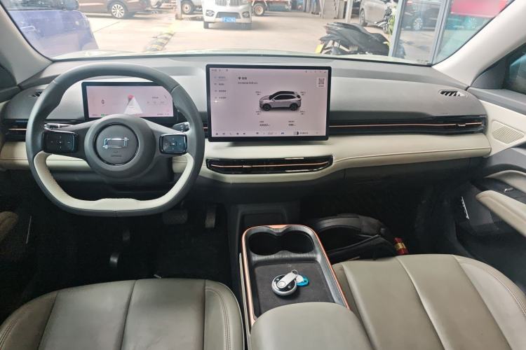 Used Bestune Yueyi 03 2025 565km Enjoy Edition Center Console