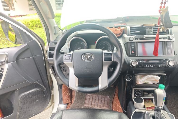 Used Toyota Prado 2016 2.7L Automatic Standard Edition Steering Wheel