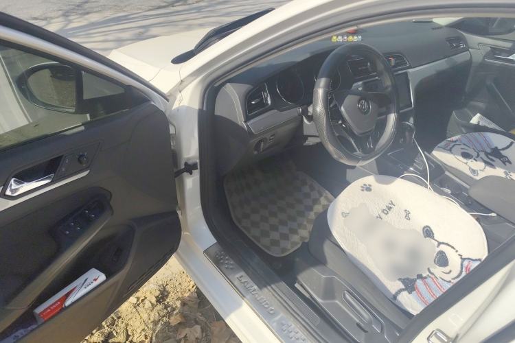 Used Volkswagen Lamando 2017 230TSI DSG Fashion Edition Driver Seat