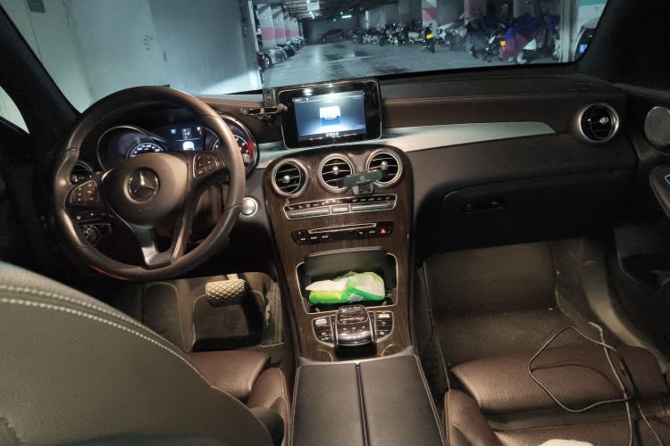 Used Mercedes-Benz GLC 2019 GLC 260 L 4MATIC Luxury Model
