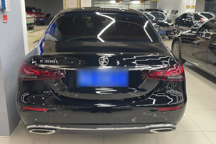 Used Mercedes-Benz E-Class 2023 E 300 L Luxury Model Exterior 3