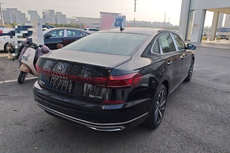 Used Volkswagen Passat 2026 Model, Outstanding 380TSI Longteng Edition Rear Right 45 Deg