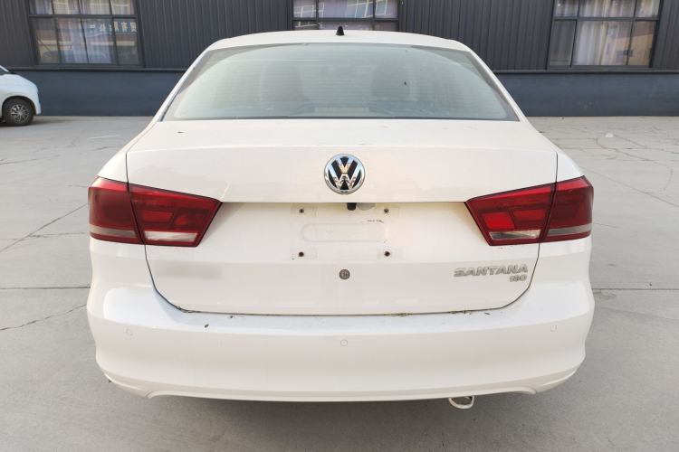 Used Volkswagen Santana 2015 1.6L Manual Comfort Edition
