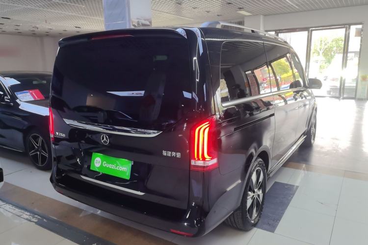 Used Mercedes-Benz V-Class 2021 V 260 Prestige Edition Rear Right 45 Deg