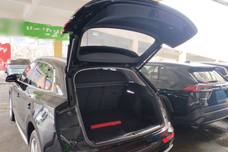 Used Audi Q5L 2020 40 TFSI Prestige Edition Trunk