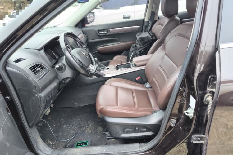 Used Renault Koleos 2018 2.0L Two-Wheel Drive 120th Anniversary Limited Edition Left Front Seat