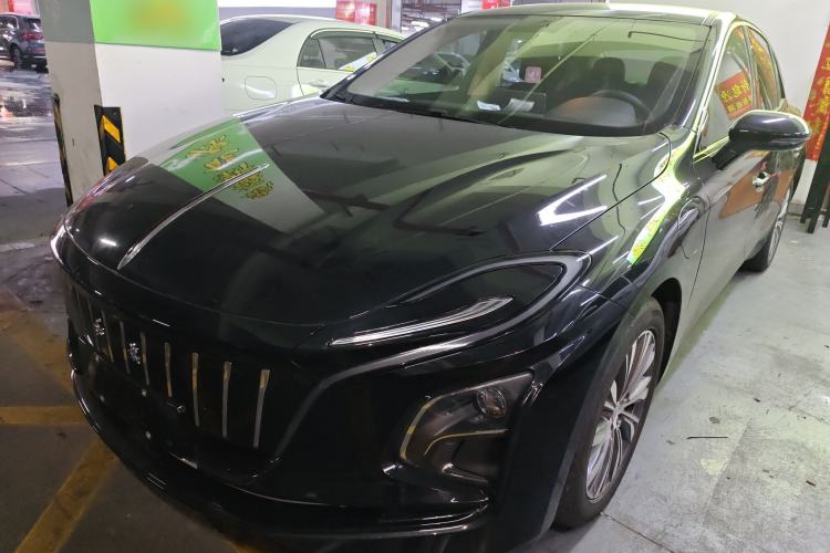 Used Hongqi E-QM5 2022 431 km Charge & Enjoy Edition