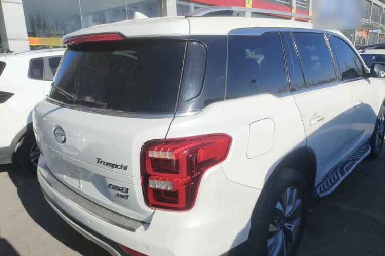 Used GAC Trumpchi GS8 2017 320T Two-Wheel Drive Luxury Smart Connectivity Version (7 Seats)
