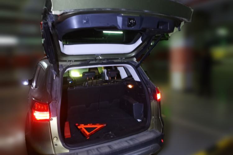 Used Ford Kuga 2015 1.5L GTDi Four-Wheel-Drive Elite Model Trunk