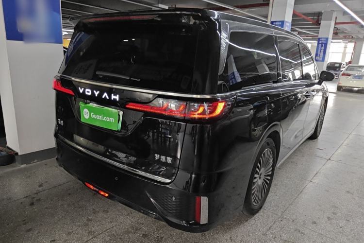 Used VOYAH Dream 2025 PHEV Four-Wheel Drive Excellence Kunpeng Edition
