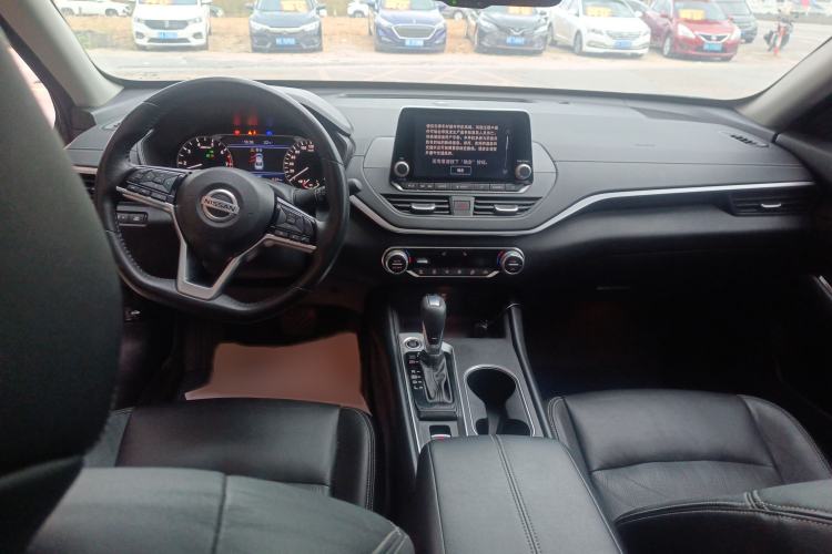 Used Nissan Teana 2020 2.0L XL Upper SmartDrive Version
