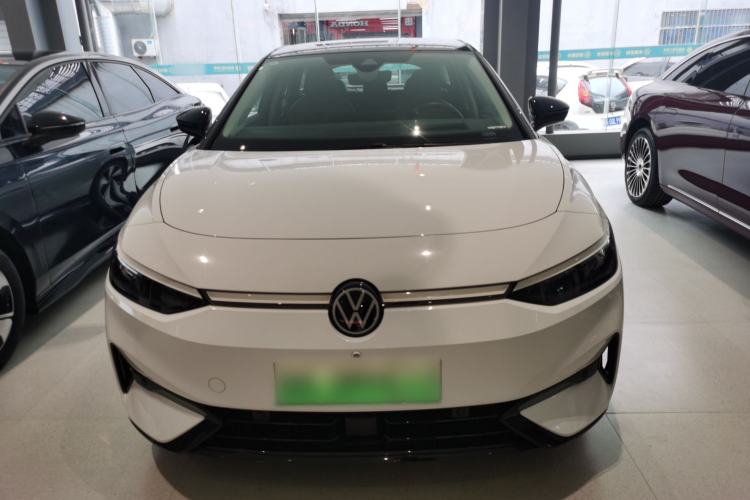 Used Volkswagen ID.7 VIZZION 2024 AIR model
