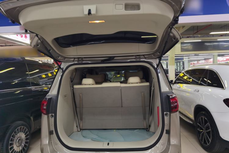 Used Buick GL8 2023 ES Lu Zun Comfort Model Trunk