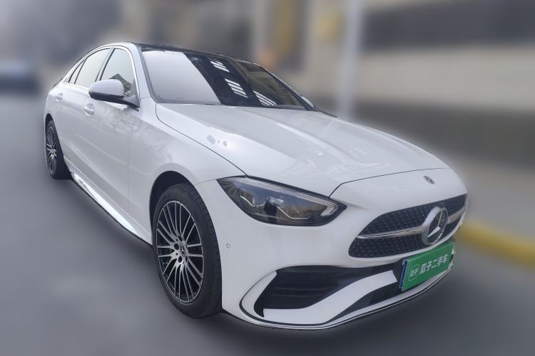 Used Mercedes-Benz C-Class 2025 C 260 L Sport Edition Front Right 45 Deg