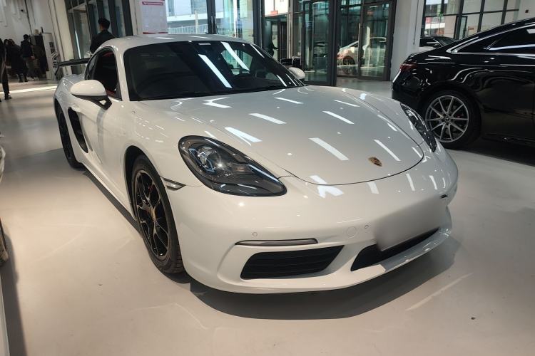 Used Porsche 718 2016 Cayman 2.0T
