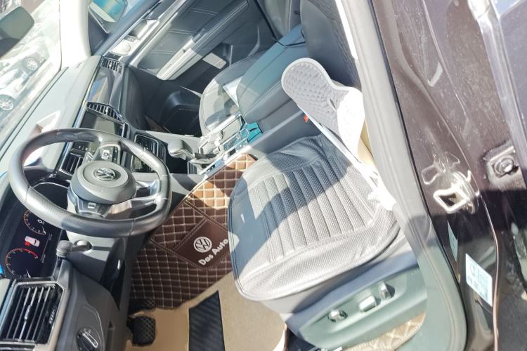 Used Volkswagen Teramont X 2020 330TSI Two-Wheel-Drive Luxury Edition
