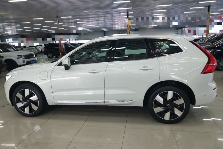 Used Volvo XC60 New Energy 2025 Plug-in Hybrid Long-Range All-Wheel Drive Smart Luxury Edition