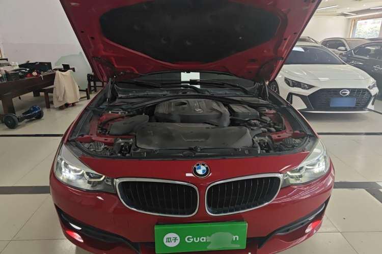 Used BMW 3 Series GT 2018 320i Sport Edition