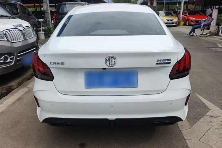 Used MG 5 2023 180 DVVT Manual Fashion Edition
