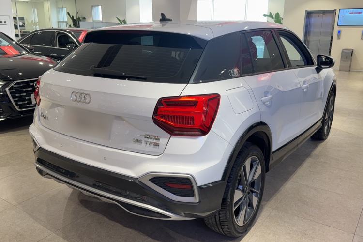 Used Audi Q2L 2023 35TFSI Fashionable and Elegant Model
