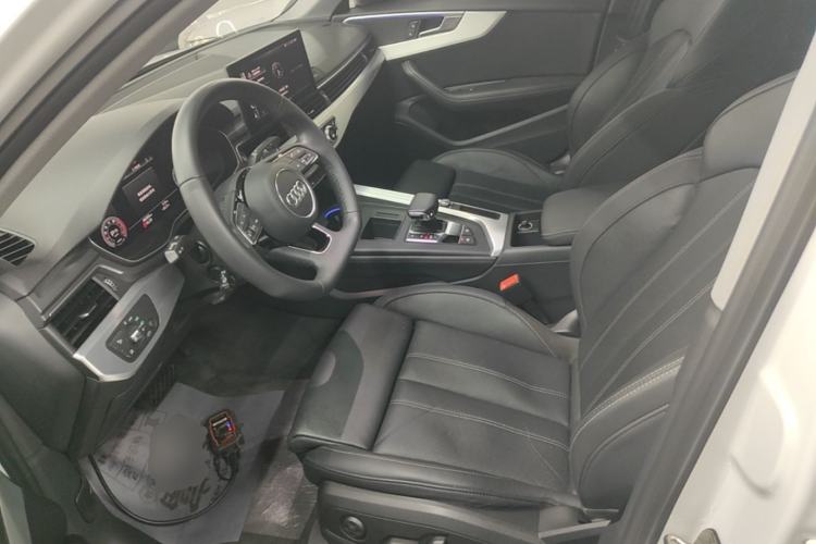 Used Audi A4L 2022 40 TFSI Luxury Dynamic Model