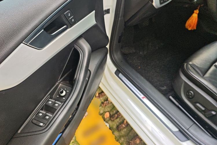 Used Audi A4L 2019 40 TFSI Fashion Version China V
