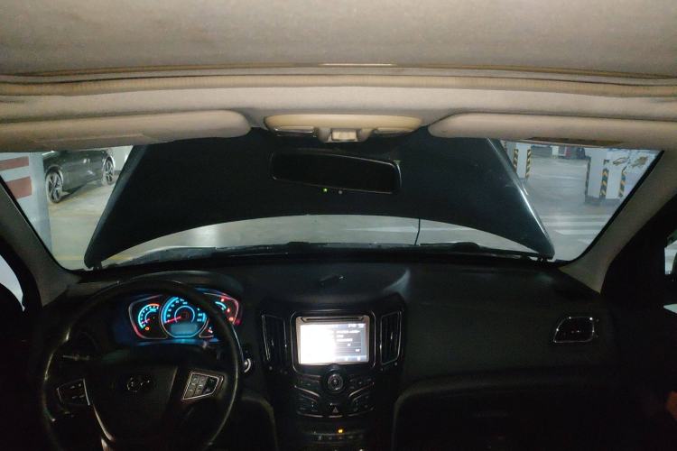 Used Haima S7 2015 2.0L Automatic ZhiZhen Version
