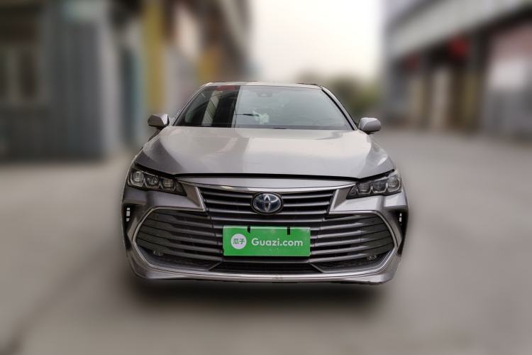 Used Toyota Avalon 2019 Dual-Engine 2.5L Luxury Edition China VI Standard
