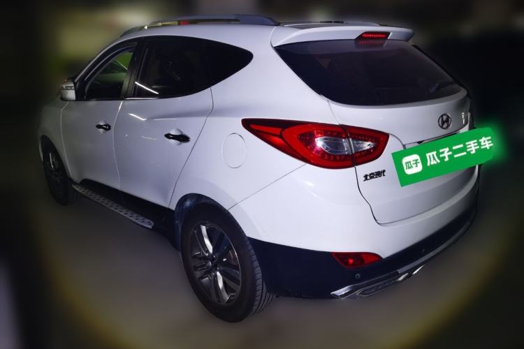 Used Hyundai ix35 2015 2.0L Automatic Two-Wheel Drive Leading Trim China IV Standard
