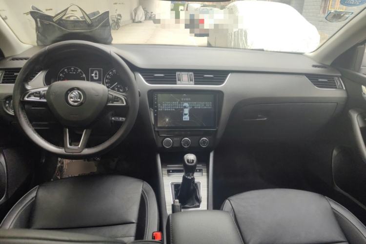 Used Skoda Octavia 2017 1.6L Manual Smart Drive Edition