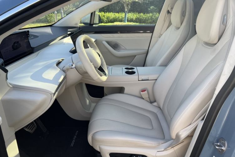 Used Hima Luxeed R7 2024 All-Electric 736 km Ultra
