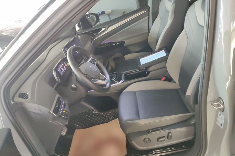 Used Volkswagen ID.4 CROZZ 2022 Long-Range Lite PRO Edition Left Front Seat