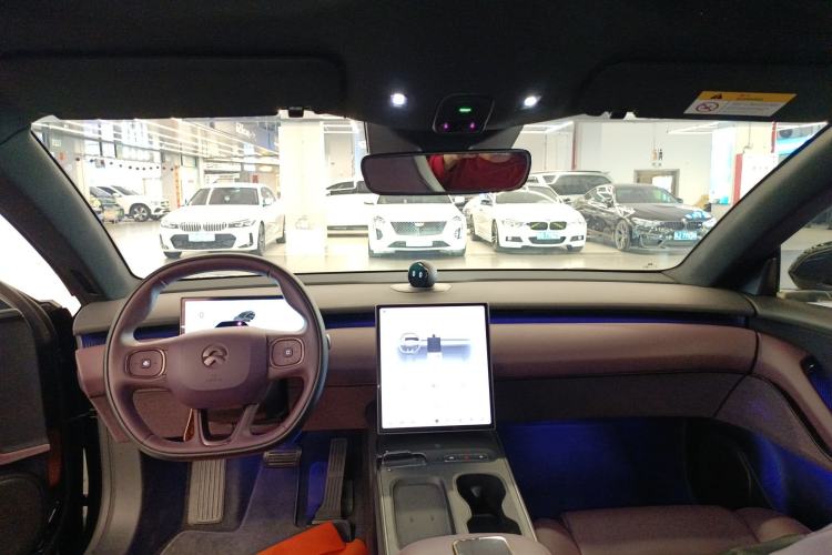 Used Nio ET5T 2024 75kWh Touring Center Console