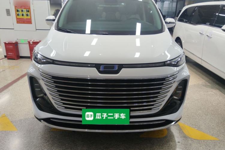 Used Bestune M9 2023 2.0T Prestige Edition
