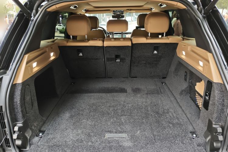 Used Land Rover Range Rover 2023 3.0 L6 360 PS Grand Edition