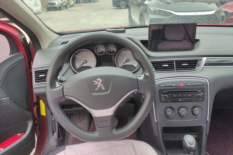 Used Peugeot 308 2014 Enjoy Edition Classic 1.6L Automatic Premium Model Steering Wheel