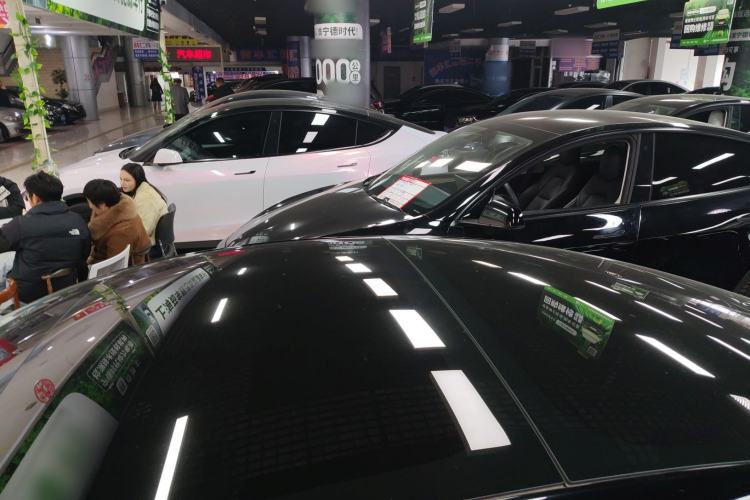 Used Tesla Model 3 2023 Rear-Wheel-Drive Version