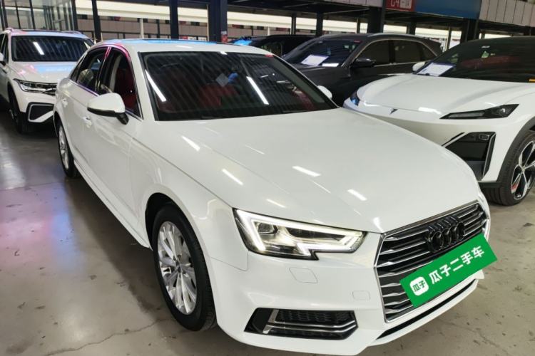 Used Audi A4L 2018 30th Anniversary Edition 40 TFSI Trendy Model Front Right 45 Deg