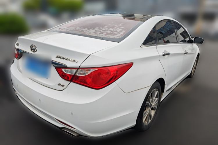 Used Hyundai Sonata 2014 2.4L Automatic Leading Edition China IV Standard Rear Right 45 Deg