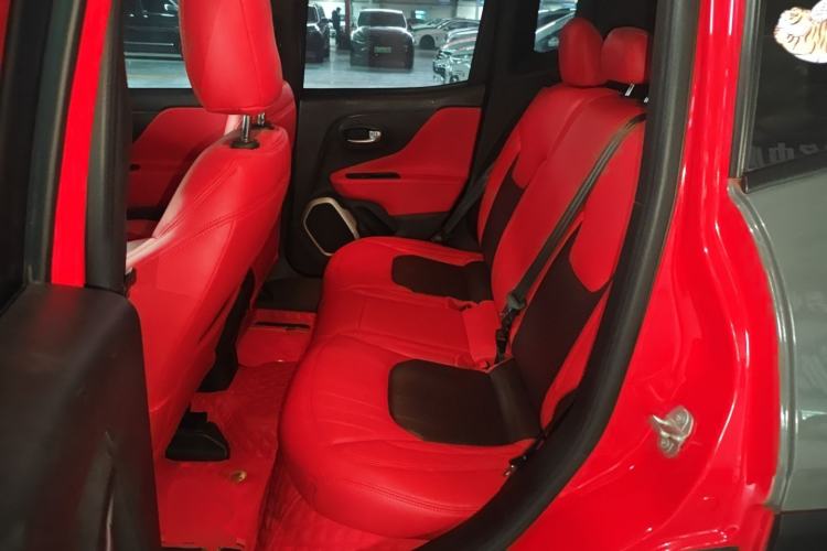 Used Jeep Renegade 2017 180T Automatic High-Energy Version
