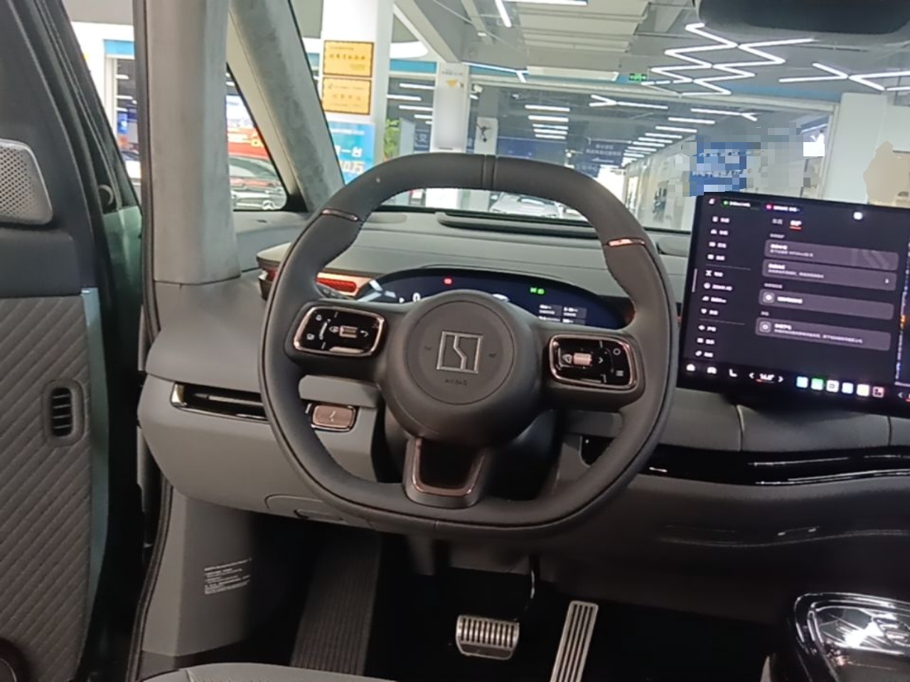 Zeekr MIX 2025 Intelligent Driving Version — снимка 13