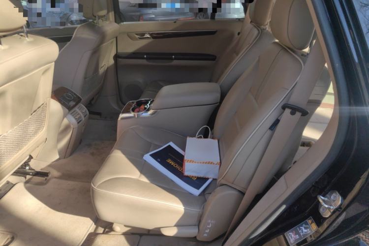 Used Mercedes-Benz R-Class 2011 R 350 L 4MATIC