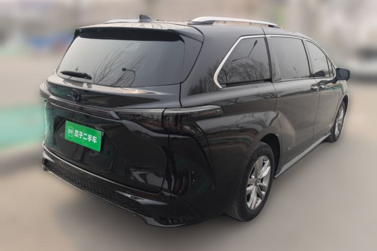 Used Toyota SIENNA 2021 2.5L Hybrid Ultimate Edition Rear Right 45 Deg